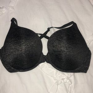 Victoria’s Secret t-shirt push up bra